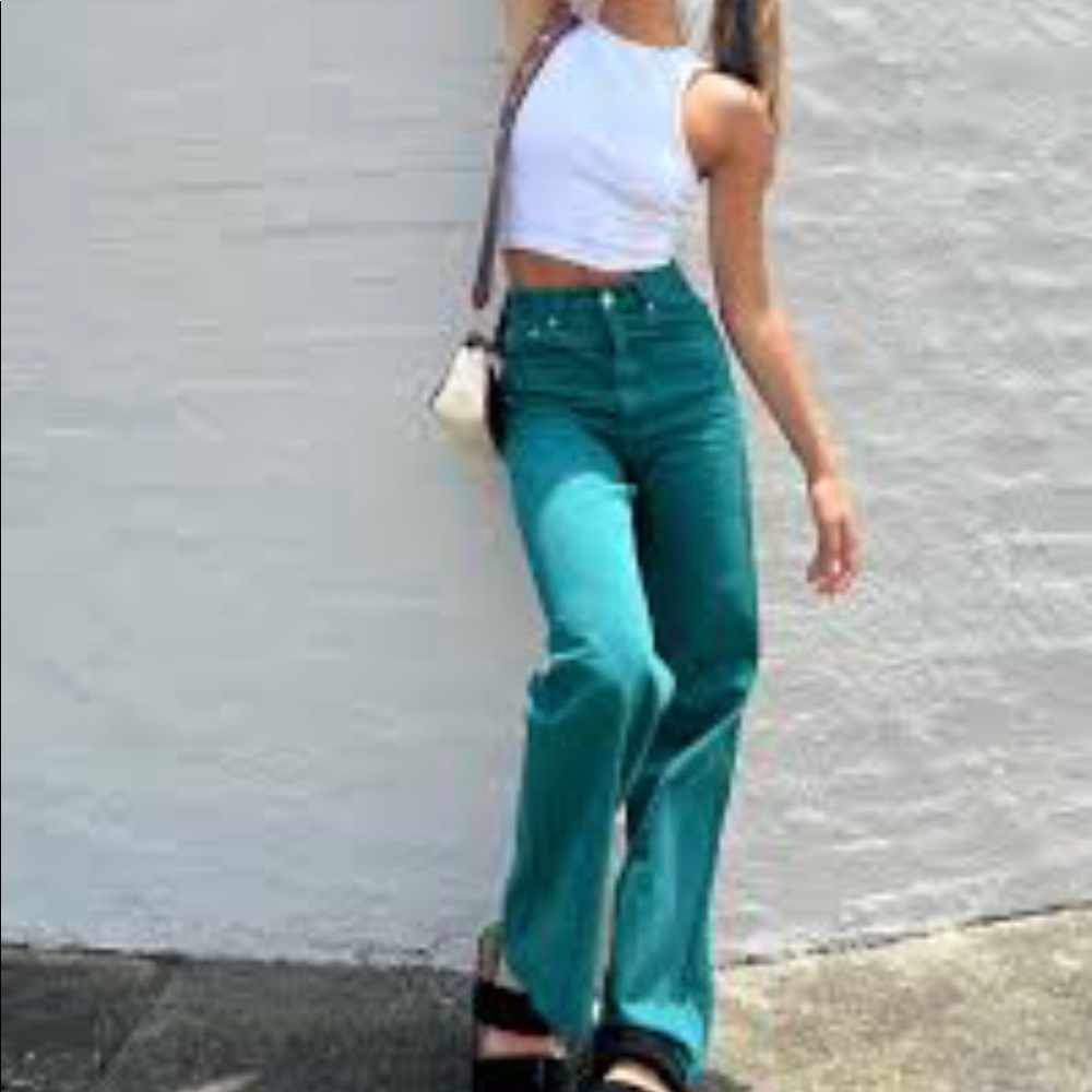 GLASSONS - Super High Rise 90’s Straight Leg size 8